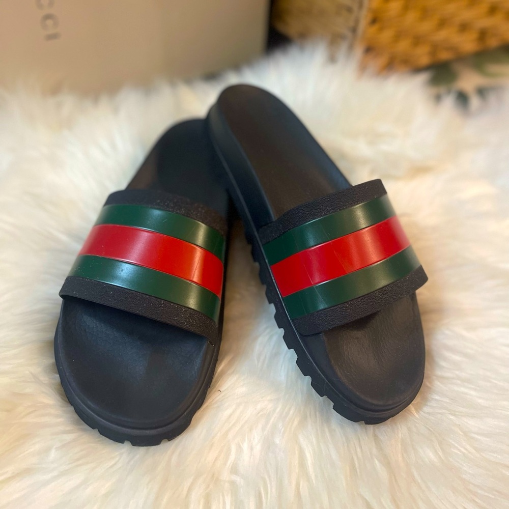 Gucci web men’s rubber slides size 12